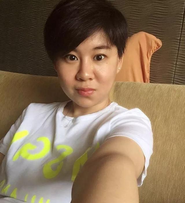小沈阳晒与妻子的合照网友瘦了之后的沈春阳越来越美了