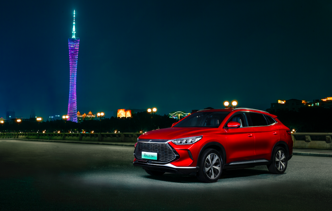 强势来袭!混动市场的搅局者——试驾比亚迪宋plus dm-i