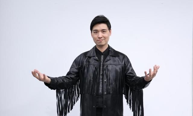 国内游戏第一人云集《爱玩》综艺?反手cs虐哭易小星!|云集|爱玩|易小