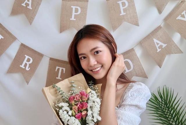 这么多香港女明星都叫嘉欣果然好名字个个都美貌出众