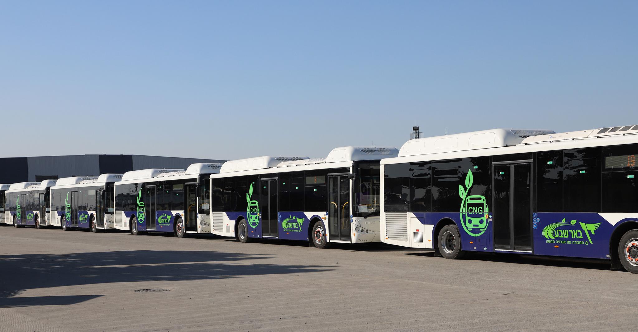 苏州金龙31辆天然气公交车出口以色列