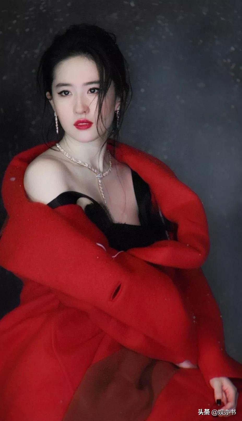 刘亦菲似一朵红玫瑰明艳妩媚魅惑撩人美得让人心动不已