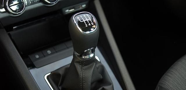 一二三四五换挡口诀(一二三四五换挡口诀摩托车)