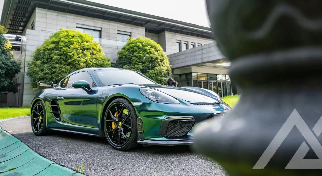 保时捷718改色皇家绿 尽显华丽锋范