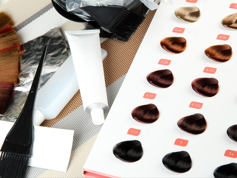 什么牌子的染发剂不伤发颜色保持又持久做到这三点就可有了