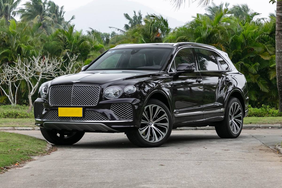 “开奔驰、坐宝马”只是有钱，开这三款车的人，才是真的有实力