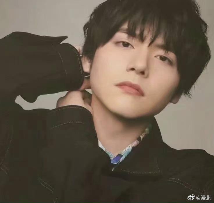 伏黑惠和他的声优内田雄马我直呼老婆