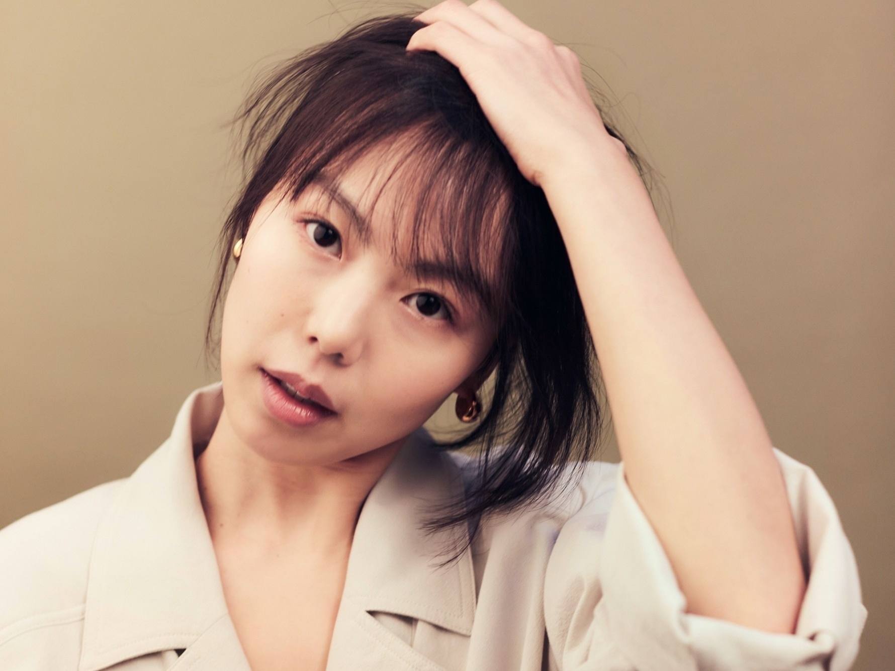 金敏喜三大男神为其倾倒她却只为相差22岁的已婚导演而专情