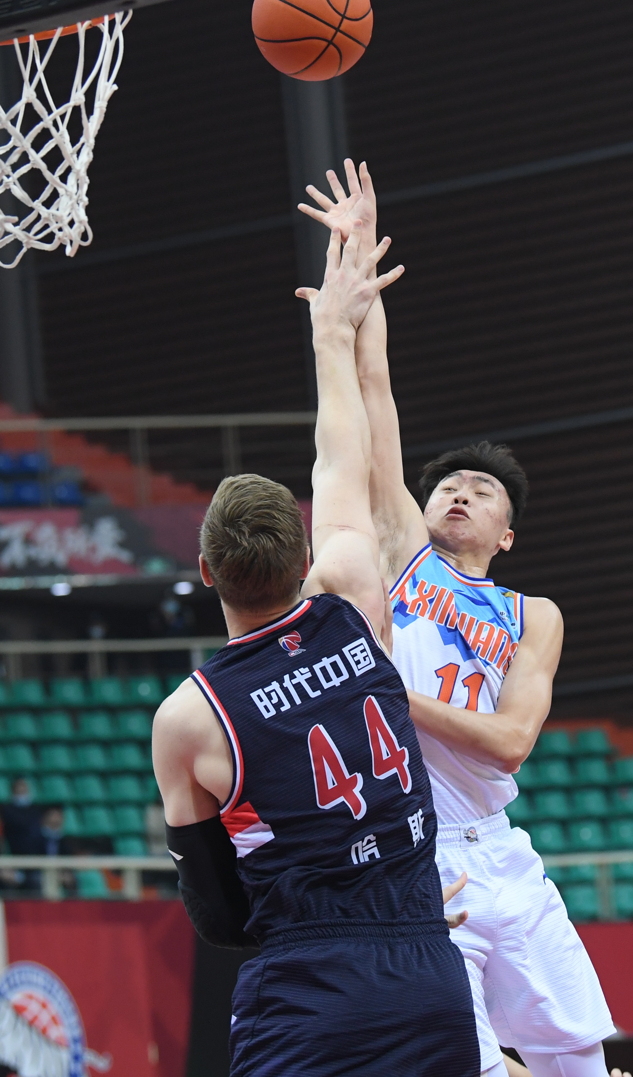 篮球——cba第四阶段:时代中国广州胜新疆伊力特|投篮|篮球|新疆_新浪