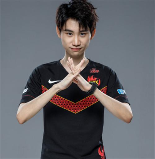 rng拿下春冠有望?doinb连胜后膨胀:冠军皮肤准备选璐璐