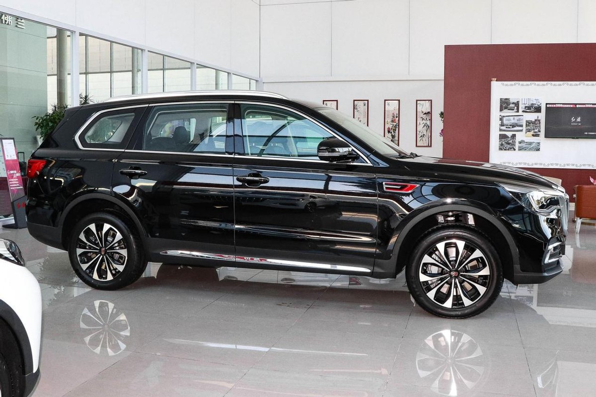 红旗vs理想,当传统碰上新势力,又会摩擦出怎样的火花?