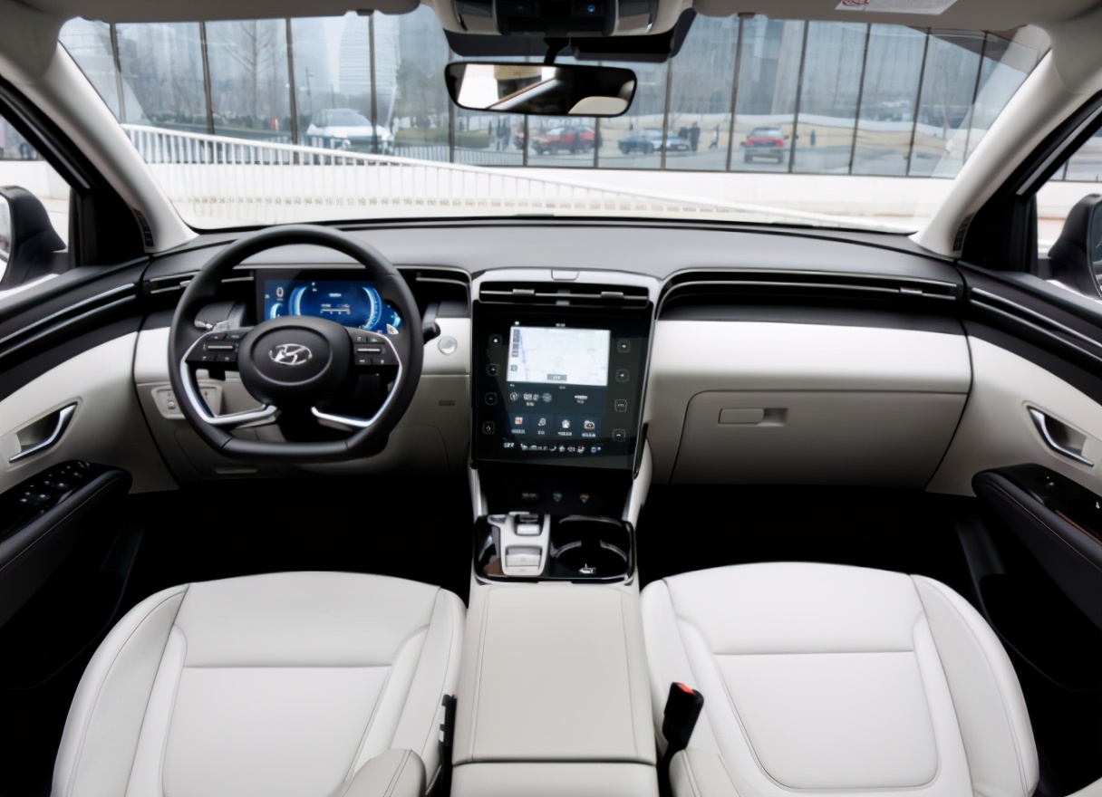 第五代途胜l正式上市15t迸发200马力外观内饰全面升级