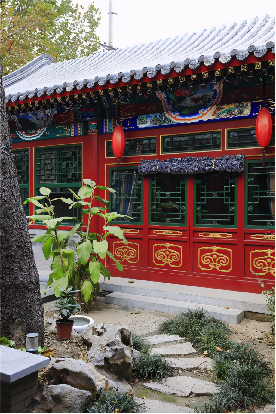 混搭风四合院胡同里的老宅院古色古香兼具西式元素