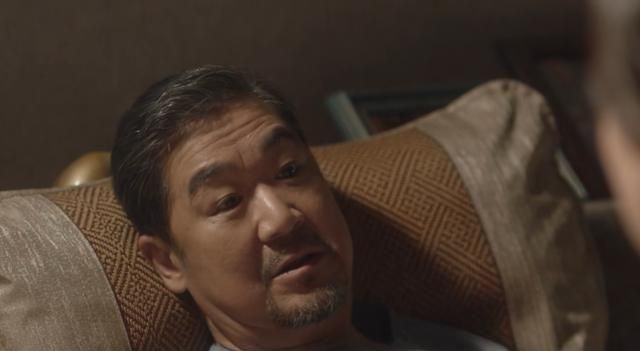 南建龙帮外不帮亲被前妻赵娜当街怒怼有了后妈就有后爹