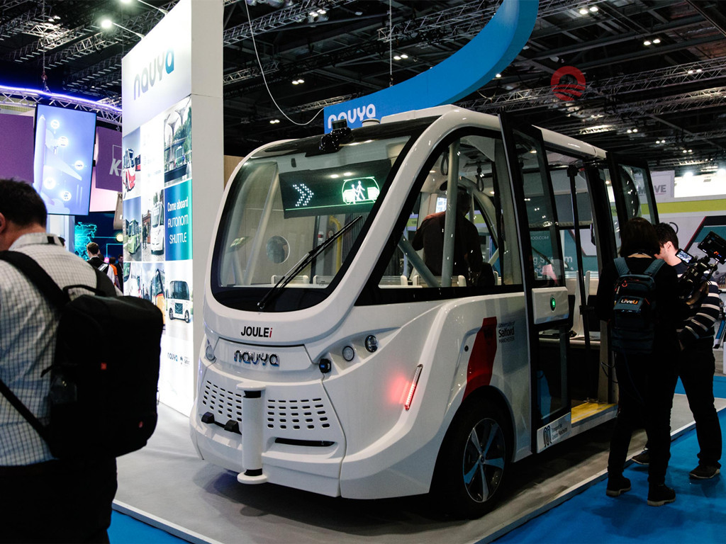 2021年新加坡新能源电动车展moveaisa