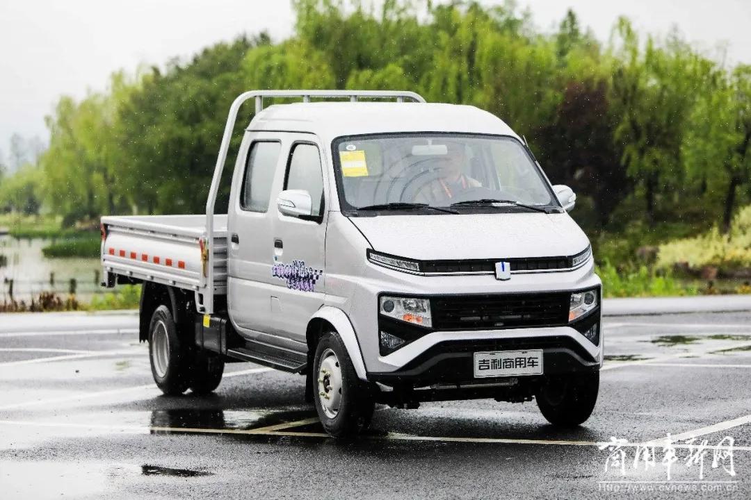 并购唐骏三个月,吉利商用车"出手"小卡市场-新浪汽车