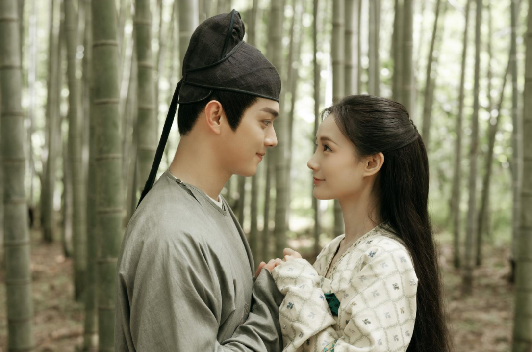 李一桐许凯《骊歌行》双人合照公开,cp感爆棚,服饰还原历史