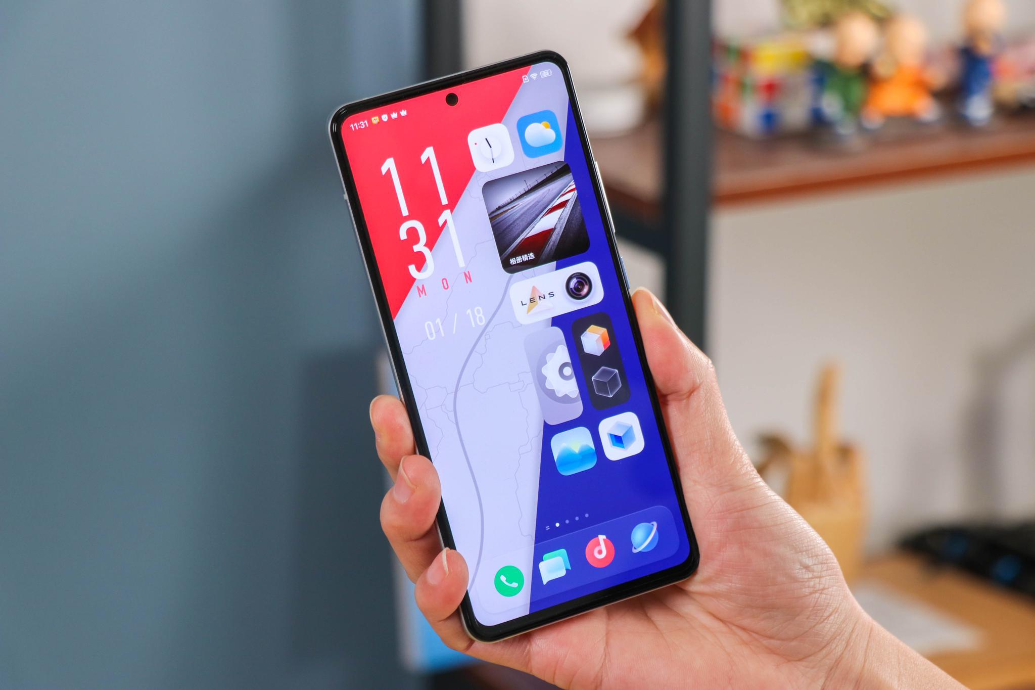 多128gb存储只贵100元8gb256gb版iqoo7正式上线