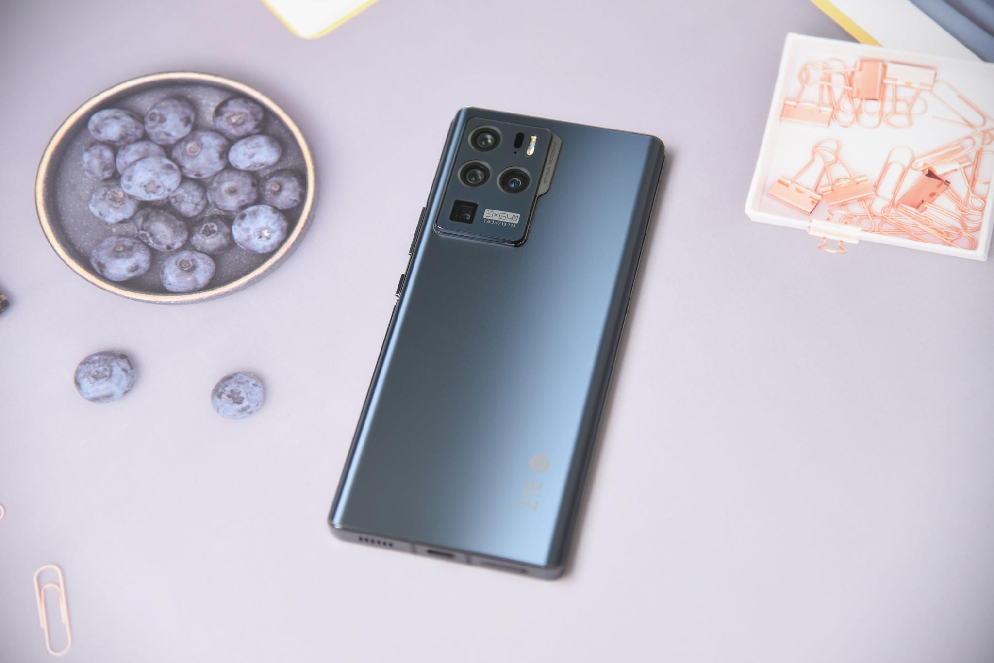 中兴axon30系列发布2998元起无屏下摄像小遗憾下的大惊喜