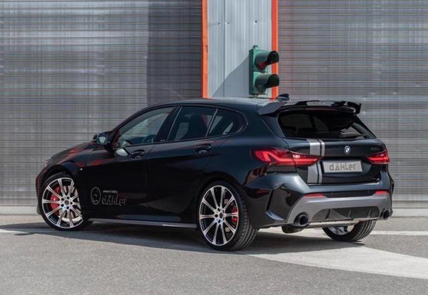 宝马1系高性能改装版曝光性能更强更加战斗