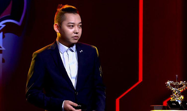 六点六现状令人心疼,赛后采访一句话道尽心酸,虔诚