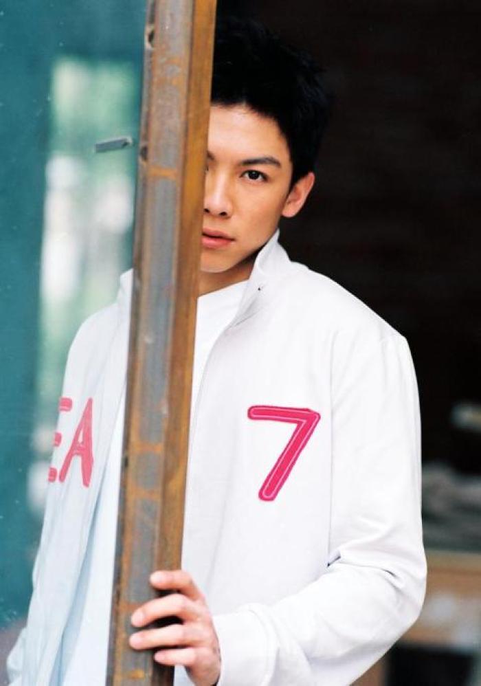 国乒杀神陈玘的故事与张怡宁谈恋爱被刘国梁罚去养猪