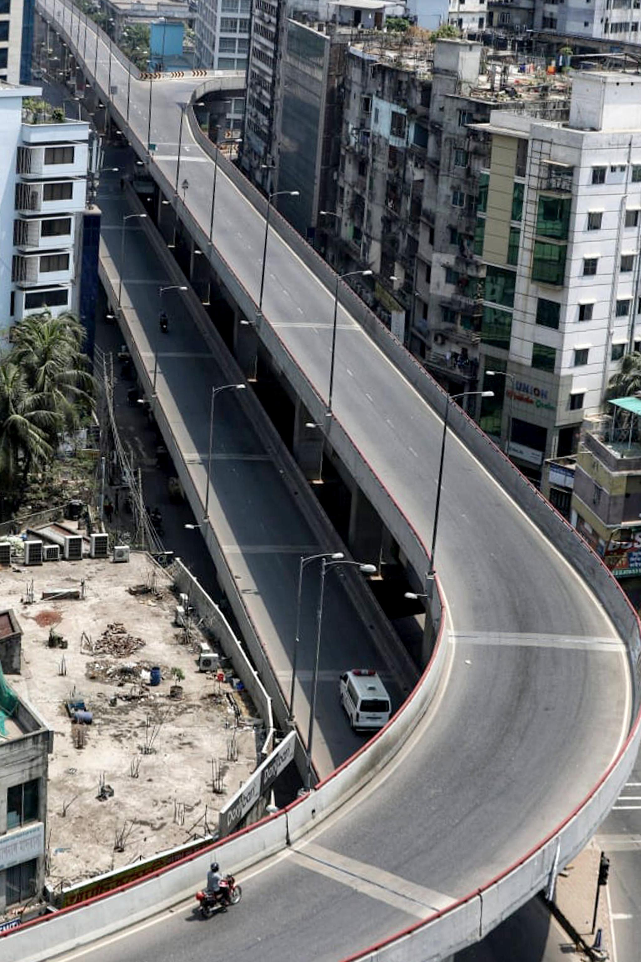 "封城"中的达卡