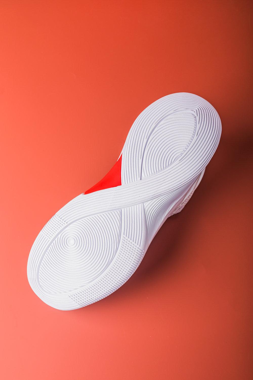 时隔9年等来的李宁全新签名鞋抢先上脚