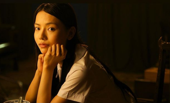 36岁香港女星崩溃:明明早两天还在发育|林熹瞳|欧倩怡|香港女星_新浪