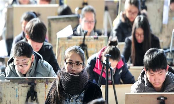多所高校取消“校考”,艺考之路变窄了?文化课门槛逐步提高休闲区蓝鸢梦想 - Www.slyday.coM