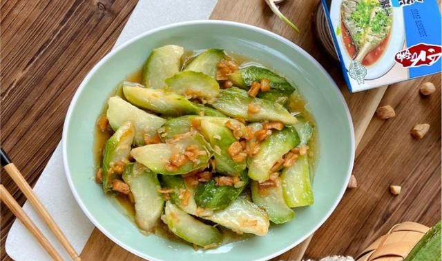 烹饪难度:需要掌握丝瓜和干贝的挑选技巧,掌握炒丝瓜不发黑的方法