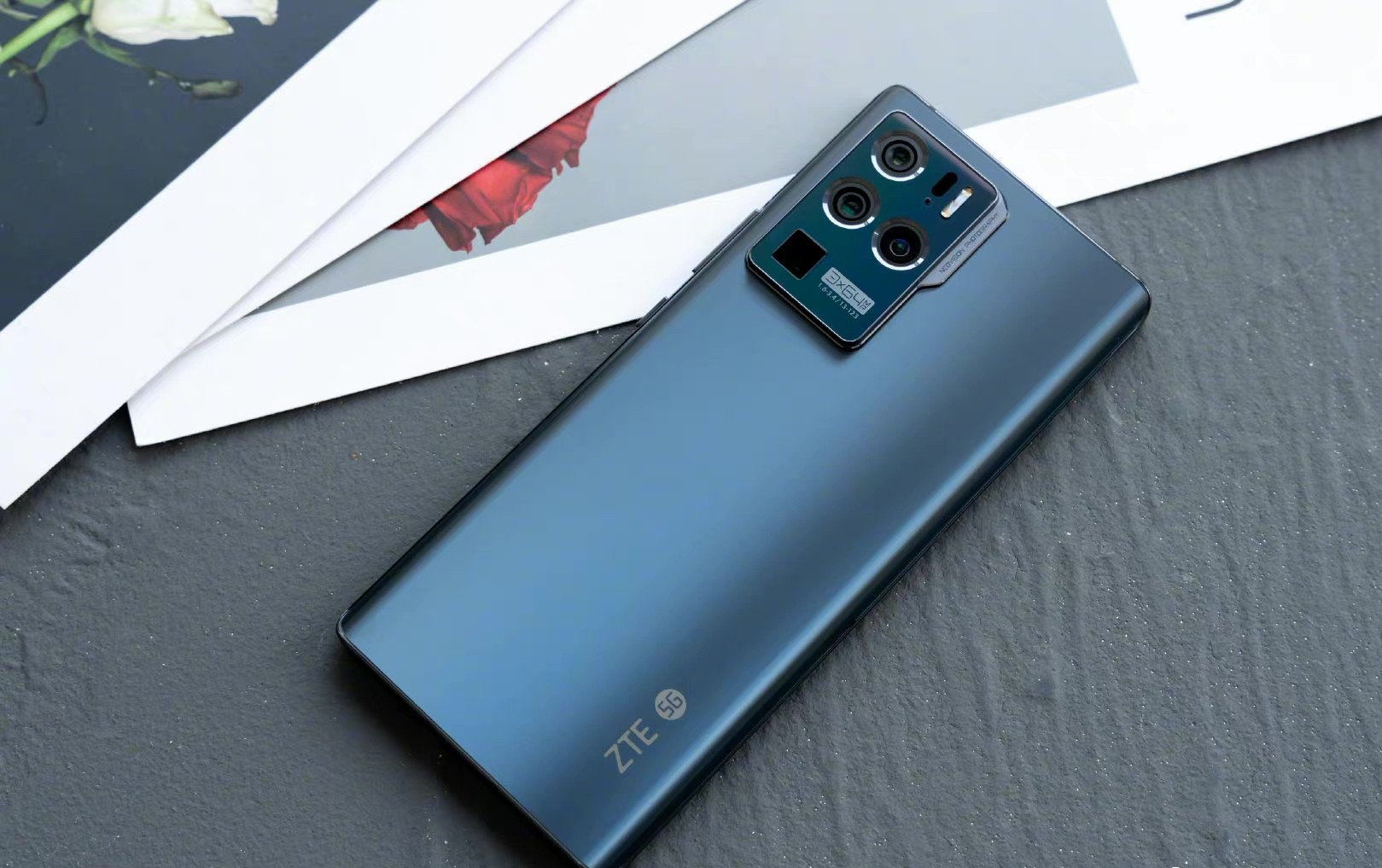 中兴axon30pro和ultra系列发布,2999元的价格,买吗?__财经头条