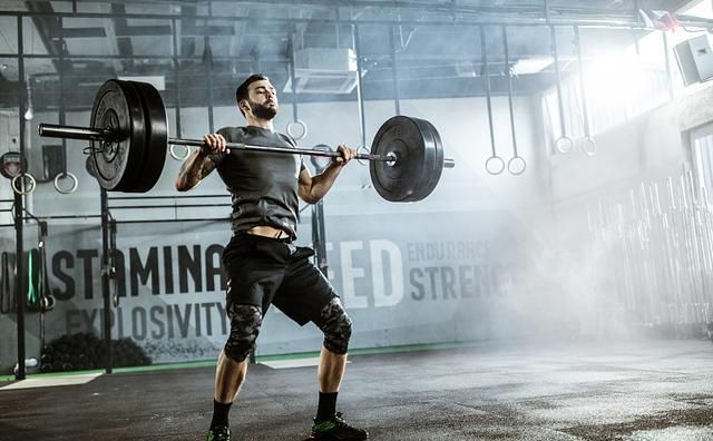 抱着热爱的心态去健身才能坚持下去,享受健身运动的快乐过程