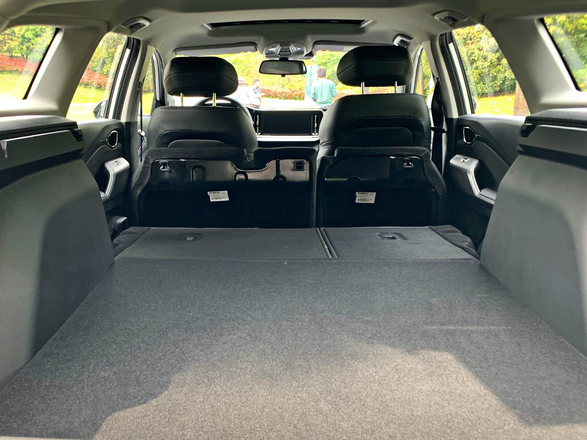 新宝骏valli除了瓦罐的颜猎杀年轻人的招式还有很多