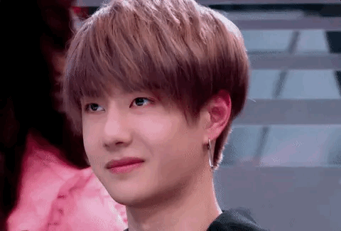 王一博应该是娱乐圈里笑容最干净,看上去最没有心机的男明星了|王一博