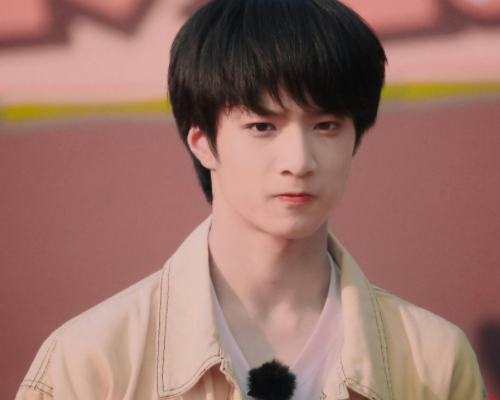 《密室大逃脱3》首期路透曝光，嘉宾阵容强大，王嘉尔白敬亭合体休闲区蓝鸢梦想 - Www.slyday.coM