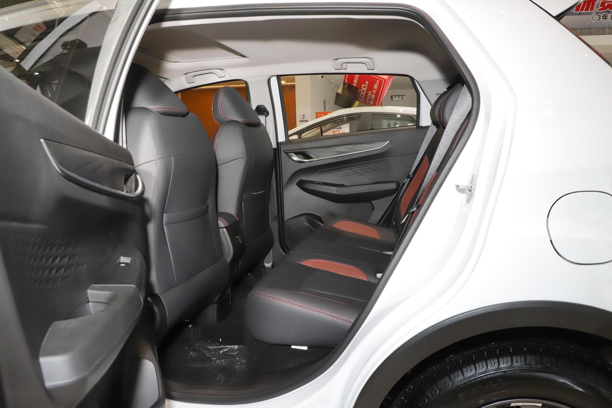 本月刚上市,吉利再出pro版本suv,名为远景x3,起步价不足5万