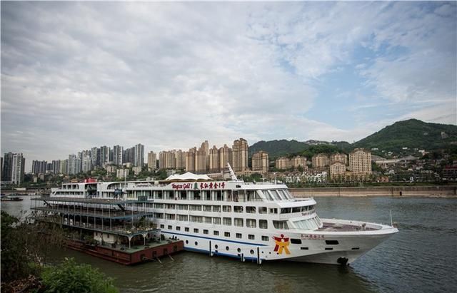 去三峡旅游乘坐豪华游轮了解这几点出行准备少走冤枉路