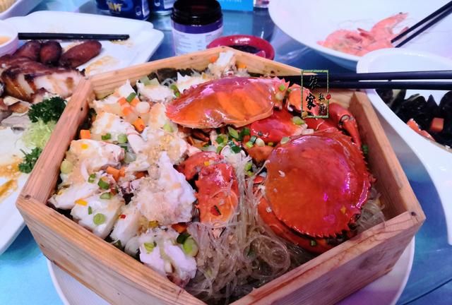 一线城市厦门的婚宴,晒朋友圈被吐槽,网友：星级酒店大排档饭菜休闲区蓝鸢梦想 - Www.slyday.coM