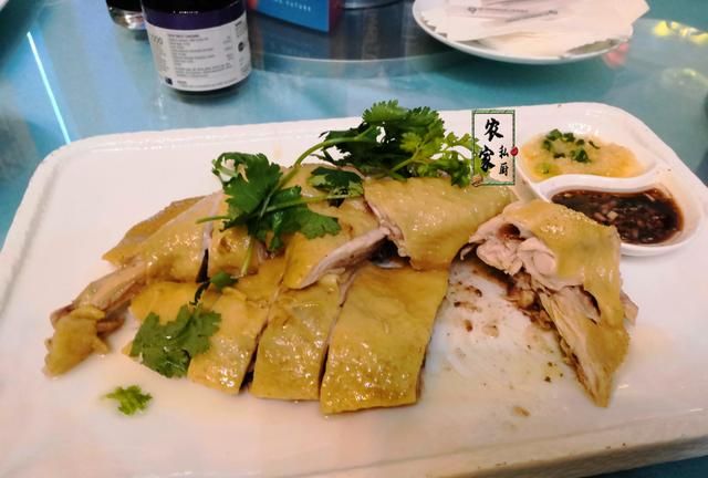 一线城市厦门的婚宴,晒朋友圈被吐槽,网友：星级酒店大排档饭菜休闲区蓝鸢梦想 - Www.slyday.coM