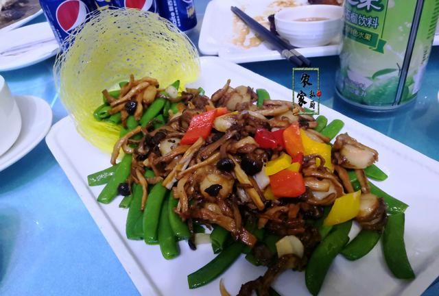 一线城市厦门的婚宴,晒朋友圈被吐槽,网友：星级酒店大排档饭菜休闲区蓝鸢梦想 - Www.slyday.coM