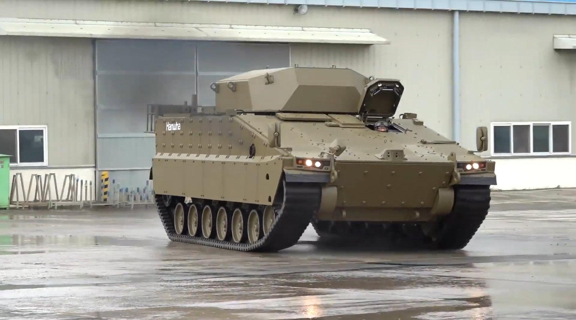 韩国as-21"红背蜘蛛"步兵战车,机动性能与设计细节展示!