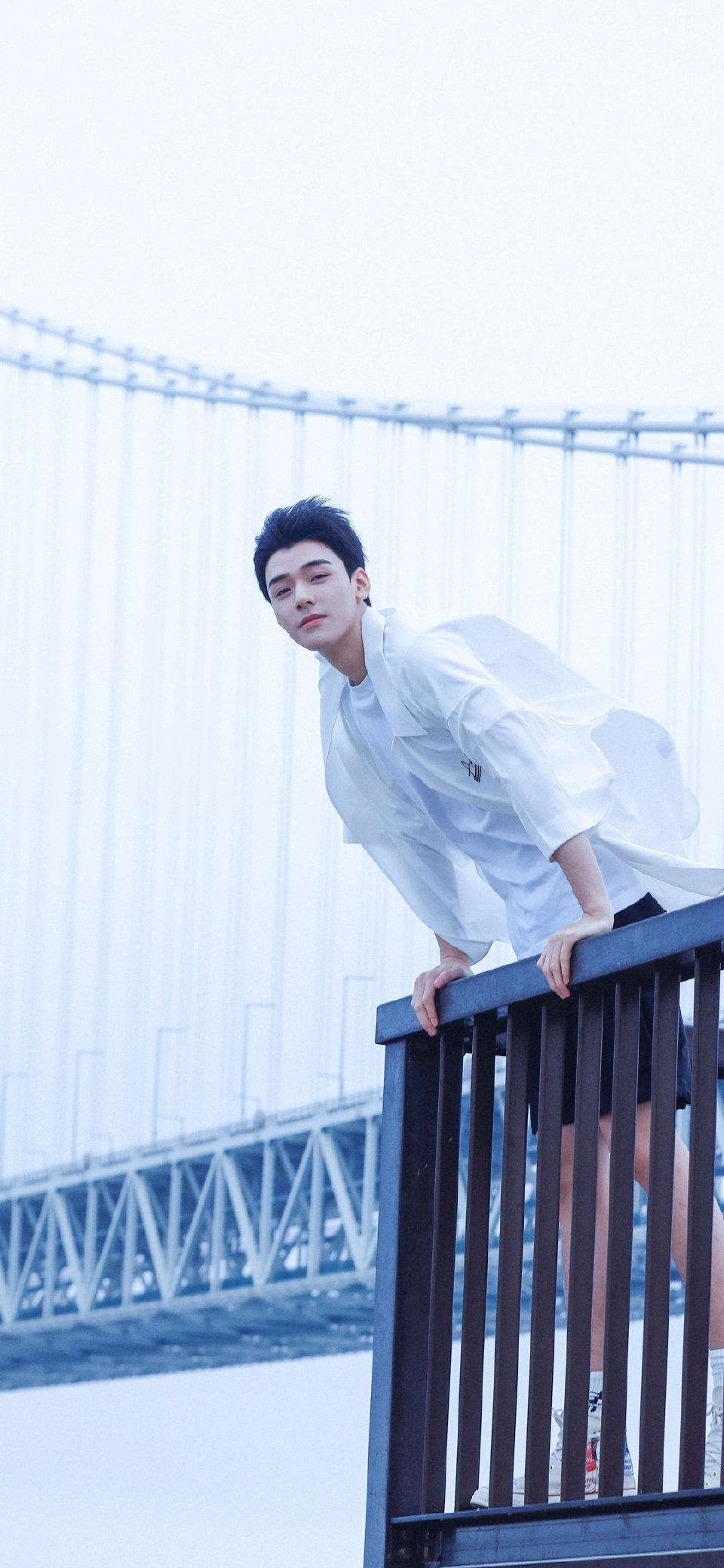 平平无奇的灵魂歌手龚俊日常穿搭超清爽帅哥穿搭谁不爱