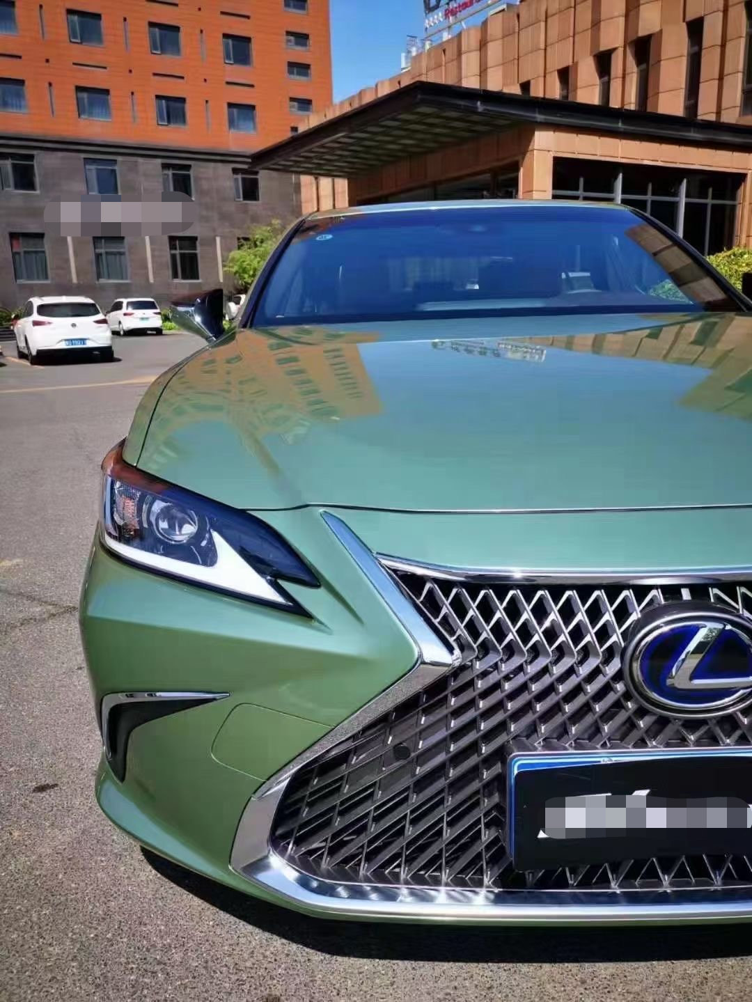 就是「抹茶绿」当所有跑车都在比骚酷帅的时候,这个清新又文艺的颜色