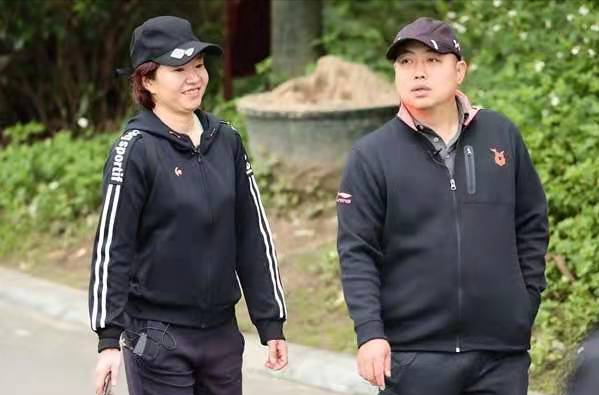 乒协主席刘国梁的爱情,与妻子是初恋,妻子因爱他选择出国打球!休闲区蓝鸢梦想 - Www.slyday.coM 乒协主席刘国梁的爱情,与妻子是初恋,妻子因爱他选择出国打球!休闲区蓝鸢梦想 - Www.slyday.coM