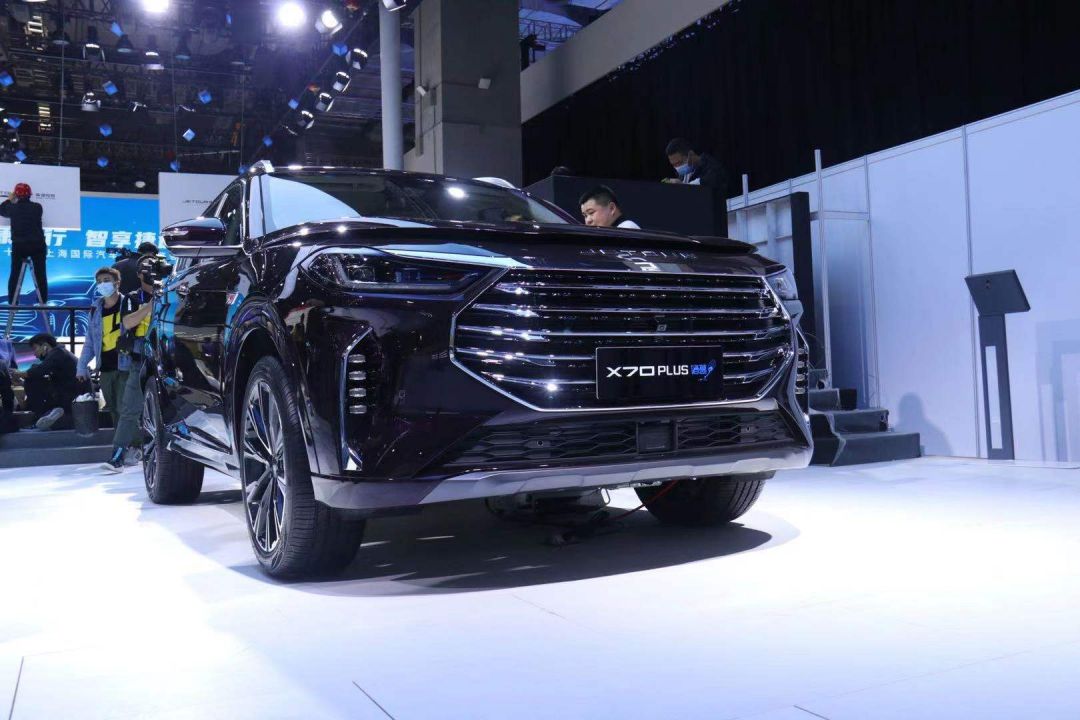 2021上海车展探馆丨捷途x70 plus诸葛版实拍 配双边四出排气