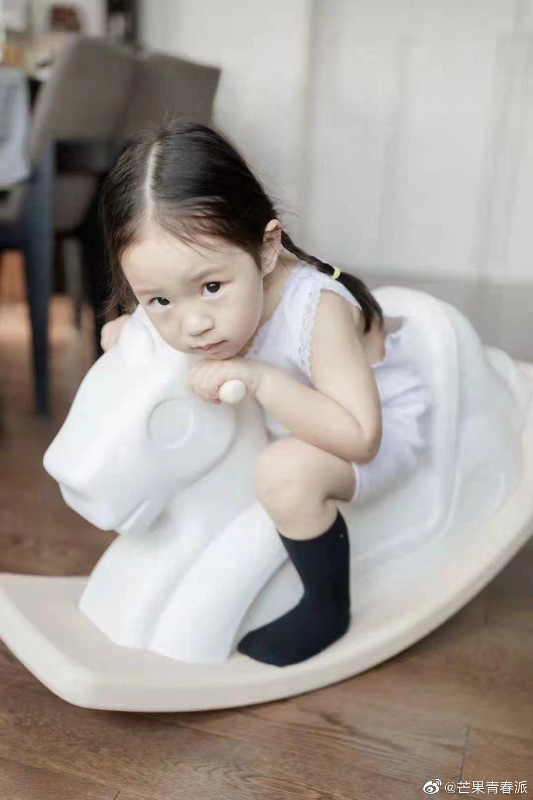 王智和三岁女儿最新照片曝光