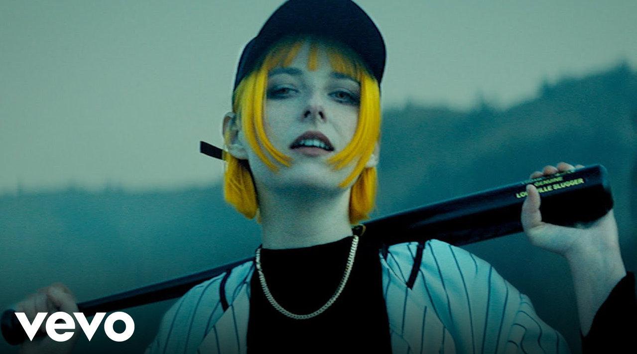 tessa violet & lovelytheband "games" (官方音乐录影带) - pop