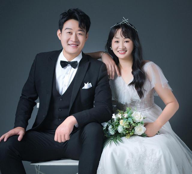 自从老副攻陆艳退役后,江苏女排的副攻线就变得极其薄弱,每场比赛下来