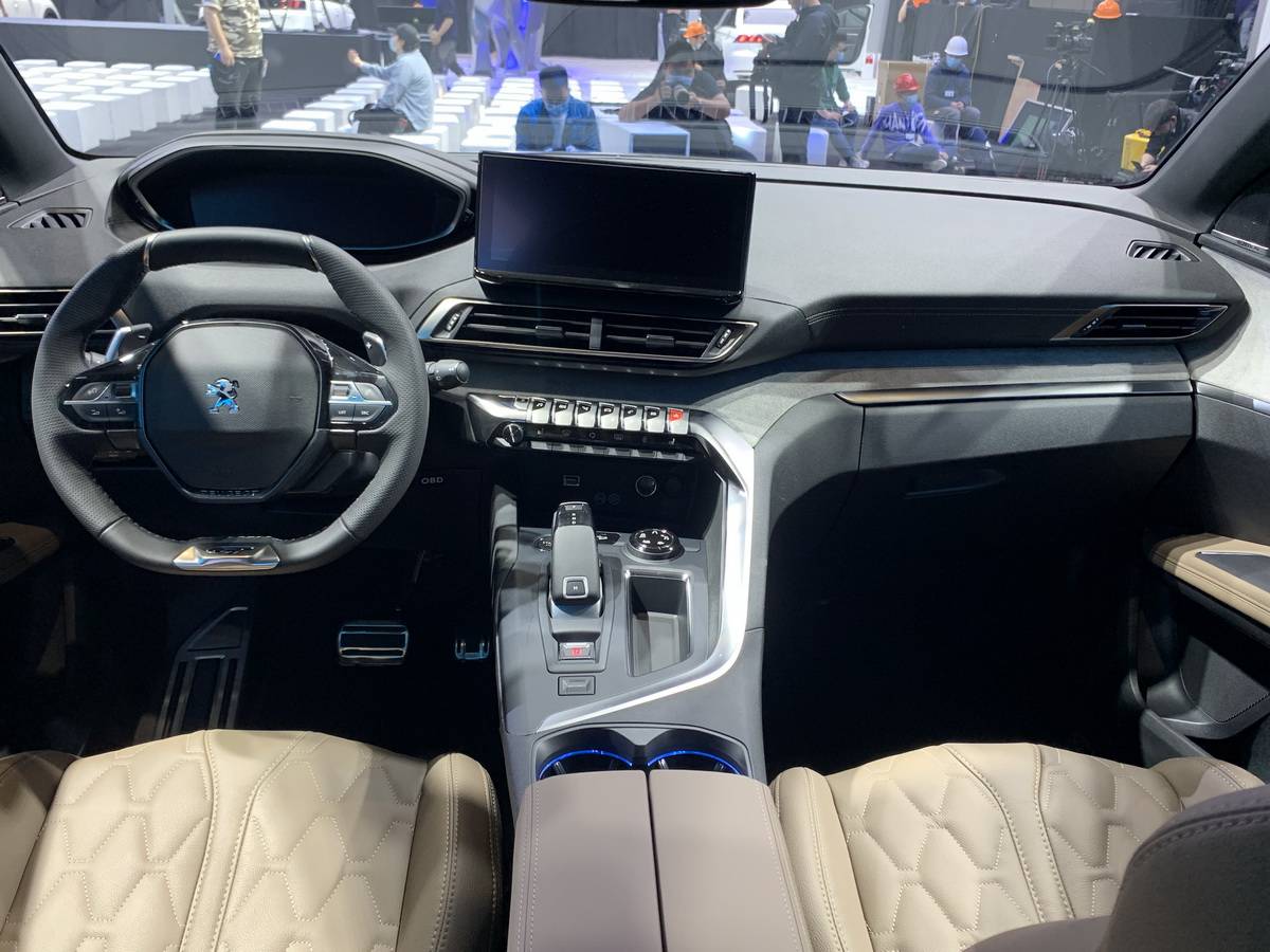 2021上海车展探馆新款东风标致4008